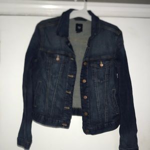 Woman’s Denim Jacket ❤️